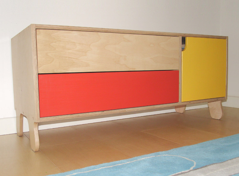 Rex Sideboard<br />
Birch plywood & coloured oil